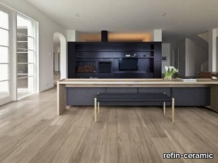 deck-wood-look-tiles-kitchen.jpg