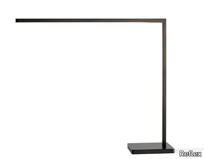 ESSENTIAL - LED metal table lamp _ Reflex