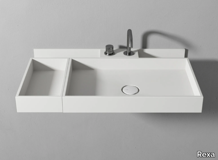 Washbasin with organizer and trays - Corian® washbasin with organizer and trays _ Rexa