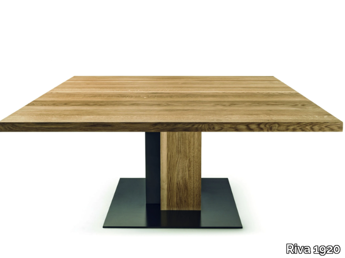 OMBRA SQUARED - Square solid wood table _ Riva 1920