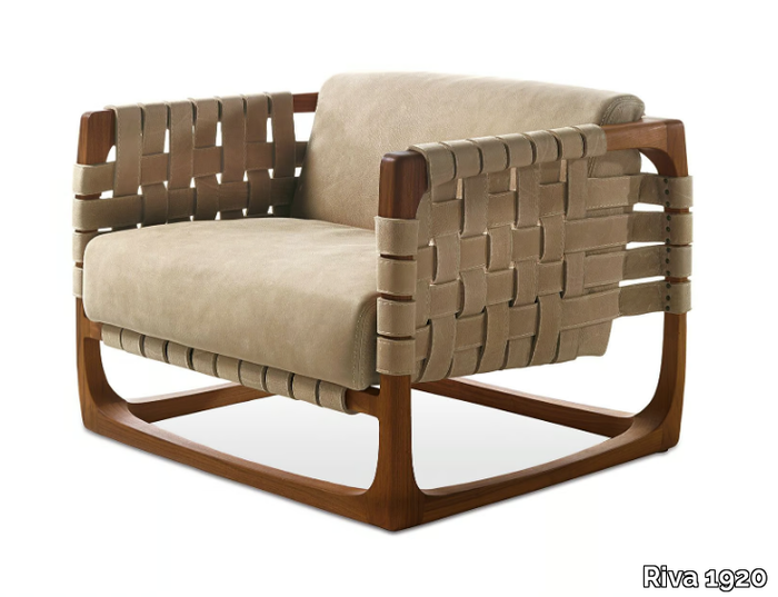 Bungalow - Leather armchair with armrests and wooden structure _ Riva 1920