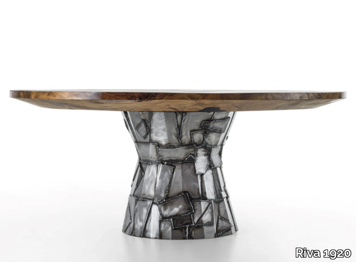 KAURI-Kauri-wood-table-Riva-1920-636607-relff3c3fb9.jpg