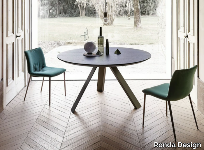 KI - Round dining table with metal base _ Ronda Design