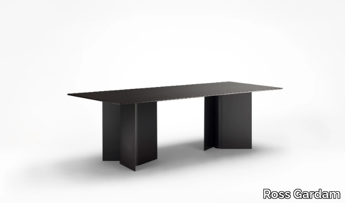 BREEZE-Table-Ross-Gardam-536602-rel10110ba5.jpg