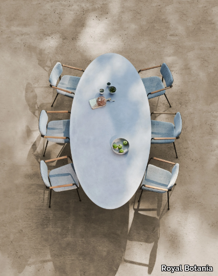 EXES-Oval-table-Royal-Botania-431303-rel3d0a999b.jpg