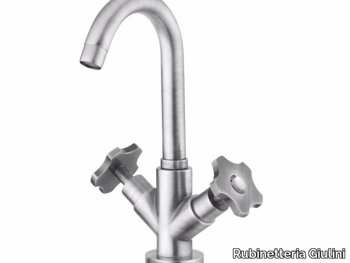 GIO-CRYSTAL-1-hole-washbasin-tap-Giulini-G-Rubinetteria-53634-relaa9188dc.jpg