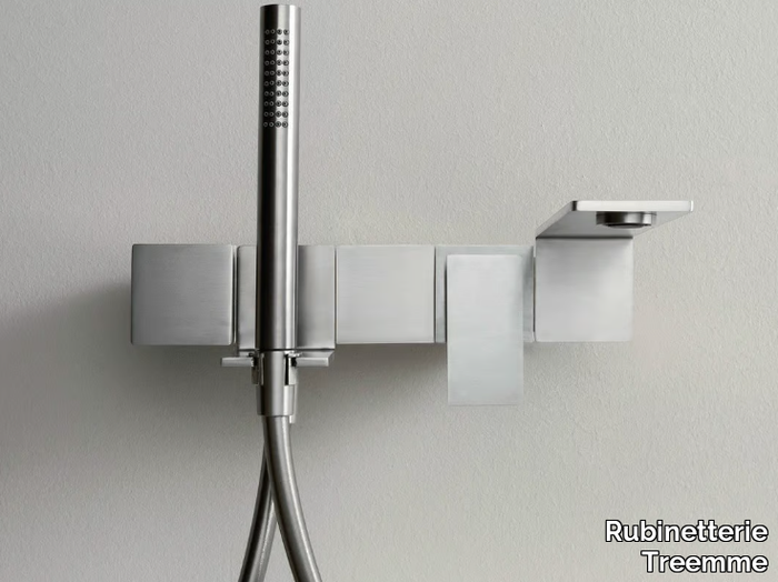 5MM - Wall-mounted bathtub tap with hand shower _ Rubinetterie Treemme