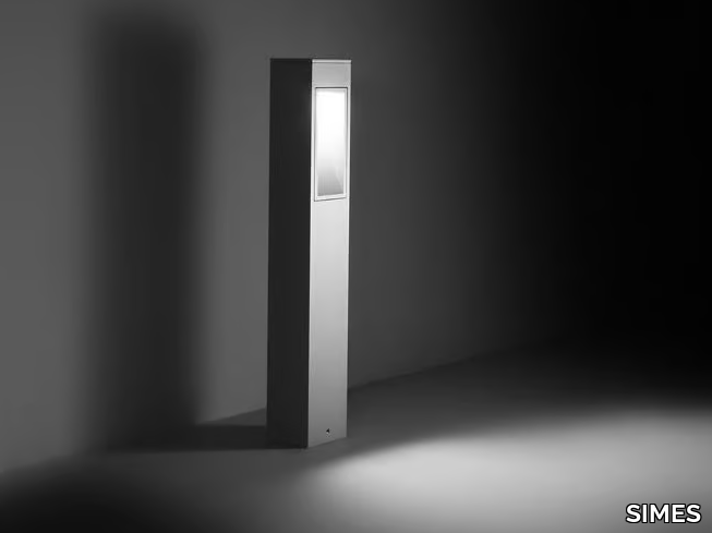 BLINKER - LED bollard light for Public Areas _ SIMES