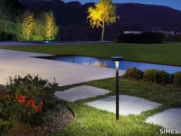 bollard-light-simes-440221-rel6079f0bb.jpg