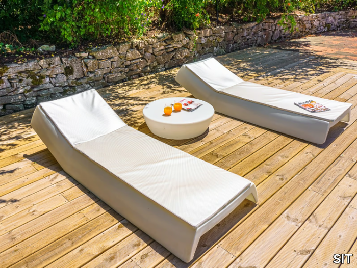 SUN - Stackable polyethylene sun lounger _ SIT