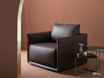 MAX - Armchair with armrests _ SP01