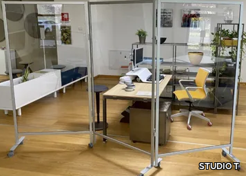 ELLE&ZETA - Mobile polycarbonate office screen with casters _ STUDIO T