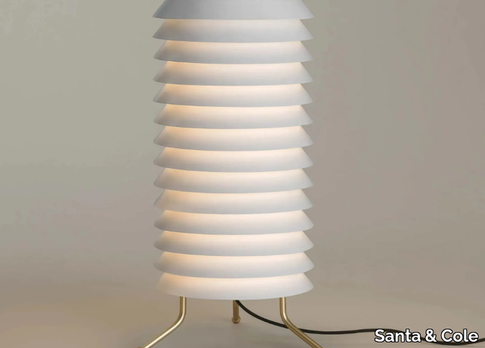 MAIJA - LED floor lamp with dimmer with metallic lampshade _ Santa & Cole