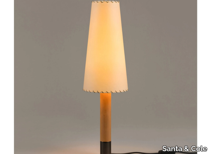 BÁSICA M2 - LED birch table lamp _ Santa & Cole