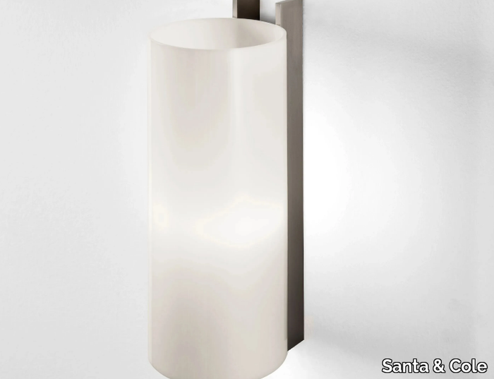 TMM METÁLICO - LED parchment paper wall light _ Santa & Cole