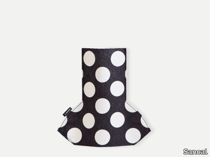 FLOWER POWER S MONOCHROME 02 - Fabric vase _ Sancal