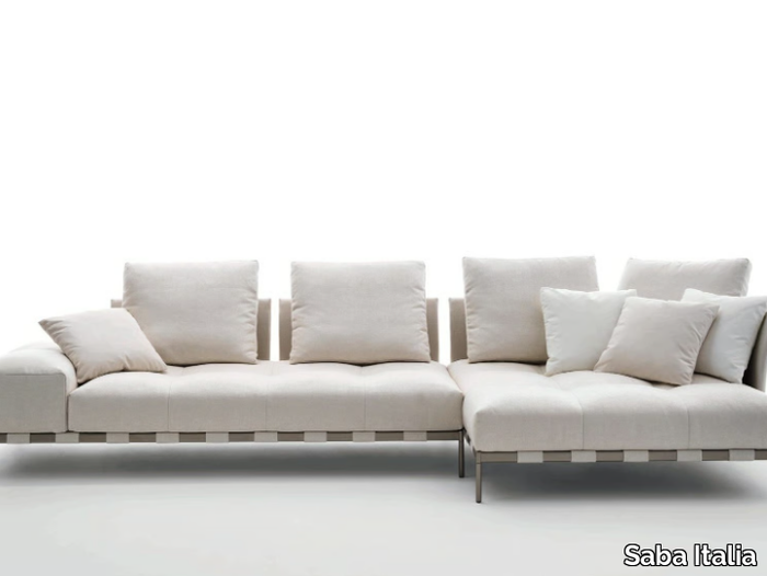 PIXEL-LIGHT-Sofa-Saba-Italia-450935-rel5979942e.jpg