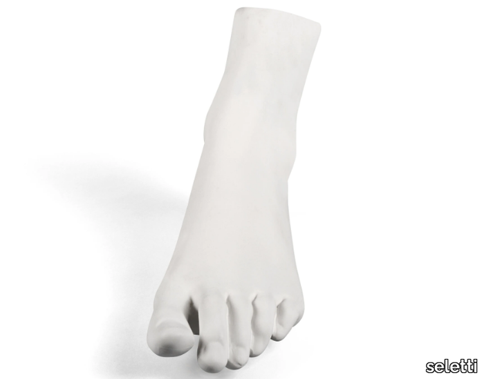 MALE-FOOT-Seletti-402278-rel1d2f8d30.jpg