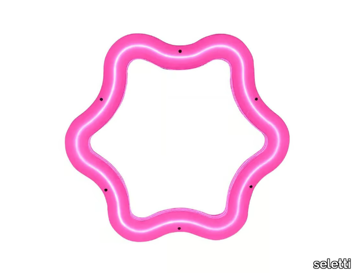 Seletti_SUPERCURVE-MIRROR-TINY-FLOWER_XoIlRdwqr3.jpeg