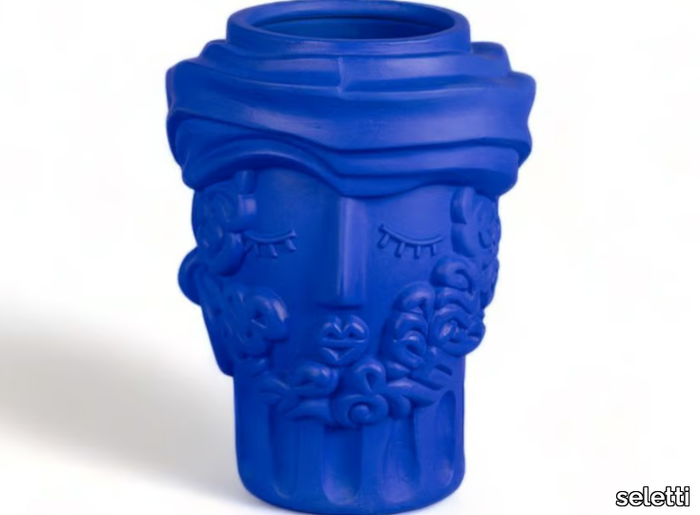 Seletti_TERRACOTTA-VASE-MAN-BLUE_HThvncTtS.jpeg