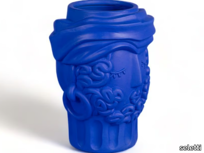 Seletti_TERRACOTTA-VASE-MAN-BLUE_haf3dZzDHs.jpeg