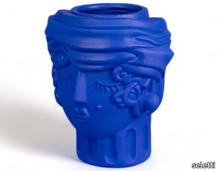 Seletti_TERRACOTTA-VASE-WOMEN-BLUE_Fb4uJBwjfx.jpeg