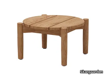 KOSTER - Round low teak garden side table _ Skargaarden