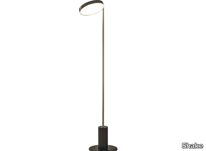 floor-lamp-shake-488442-relab3d2a60.jpg