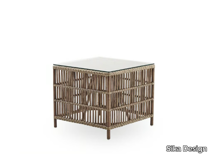 DONATELLO - Square rattan coffee table with glass top _ Sika Design