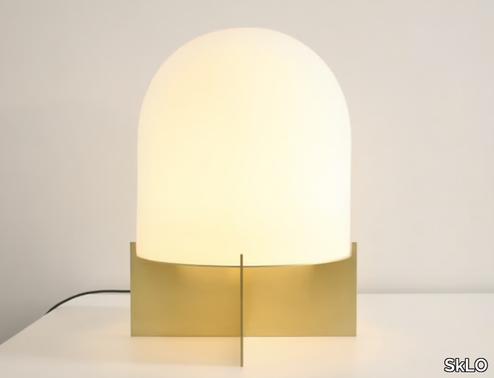 DOME - LED blown glass table lamp _ SkLO