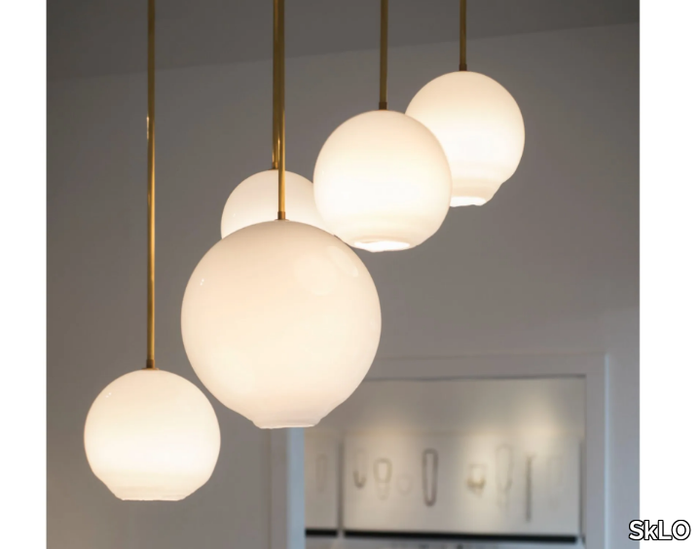 FLOAT 1.0 - LED blown glass pendant lamp _ SkLO