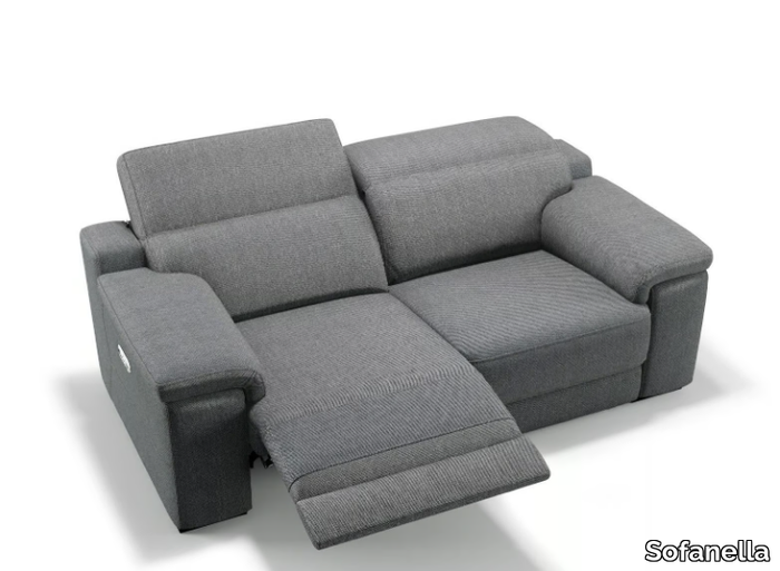 2-seater-sofa-online-mobelhaus-24-640231-relbb9d400b.jpg