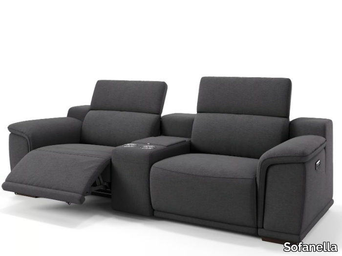 2-seater-sofa-online-mobelhaus-24-640399-rel44bac487.jpg