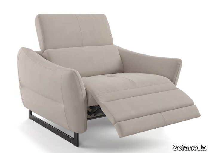 fabric-armchair-online-mobelhaus-24-628909-relf784fc7.jpg