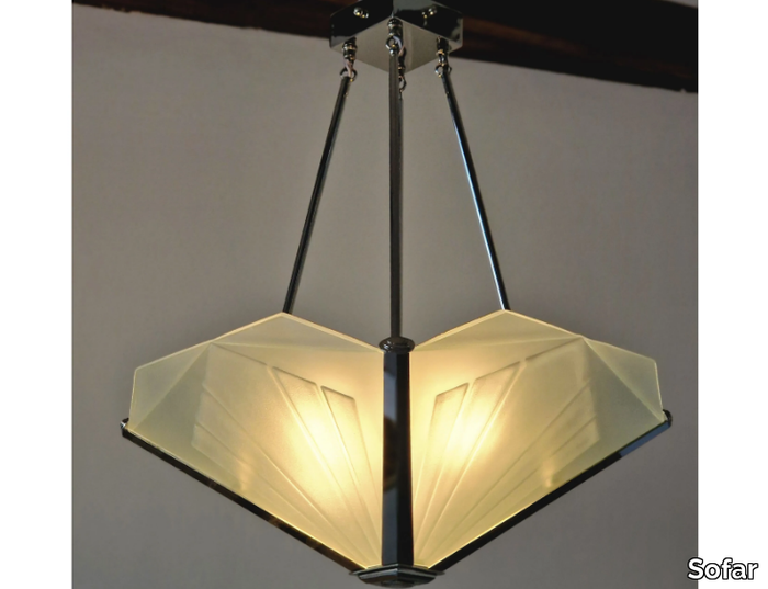 Sofar_183--Chandelier_pq98m39Df1.jpeg