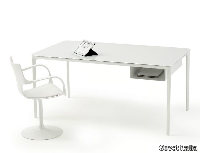 slim-office-sovet-italia-349405-rela102a83d.jpg