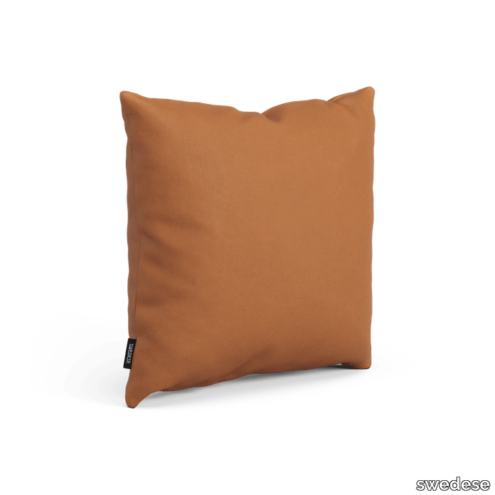 Solid squared cushion