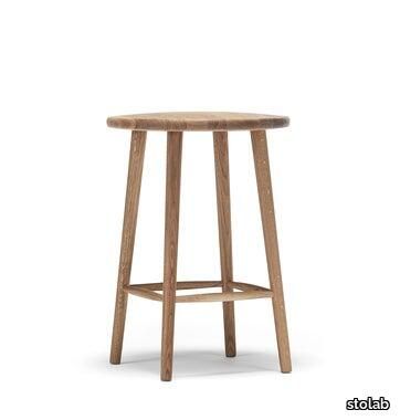 Miss Button Bar stool H62 | Oak