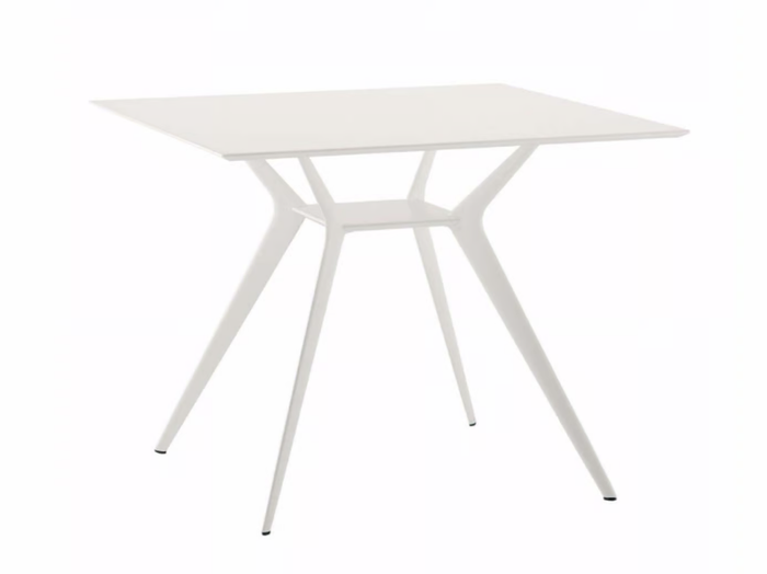 BIPLANE 90X90 - 400_O - Square table _ Alias