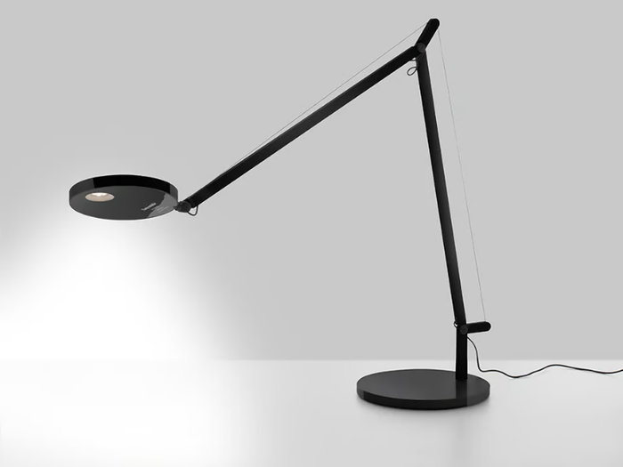 demetra-table-lamp-artemide-95130-rel281098a3.jpg