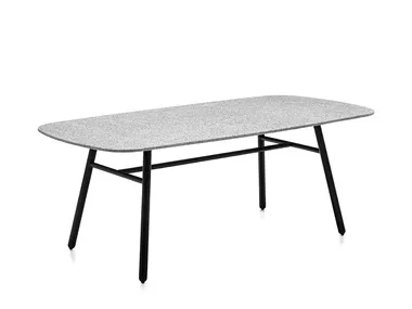 h_YO-Oval-table-Connubia-532022-rel1a368414.jpg