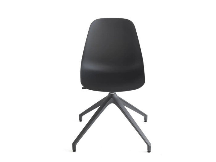 pola-light-r-pb-chair-crassevig-450388-relbea86fe4.jpg