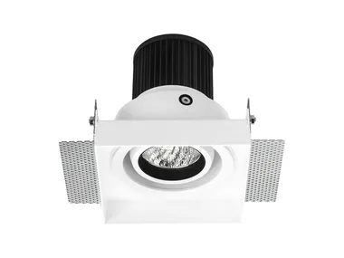 QUANTUM QF1+ - Recessed square spotlight _ DGA