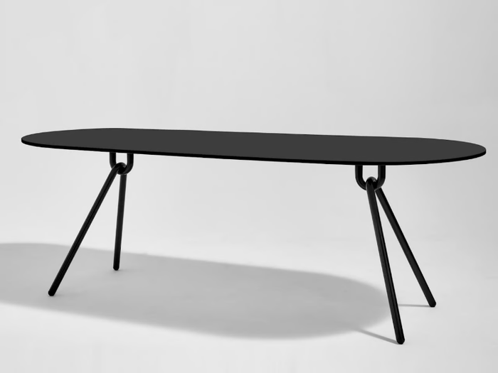 PIPER - Oval laminate dining table _ DesignByThem