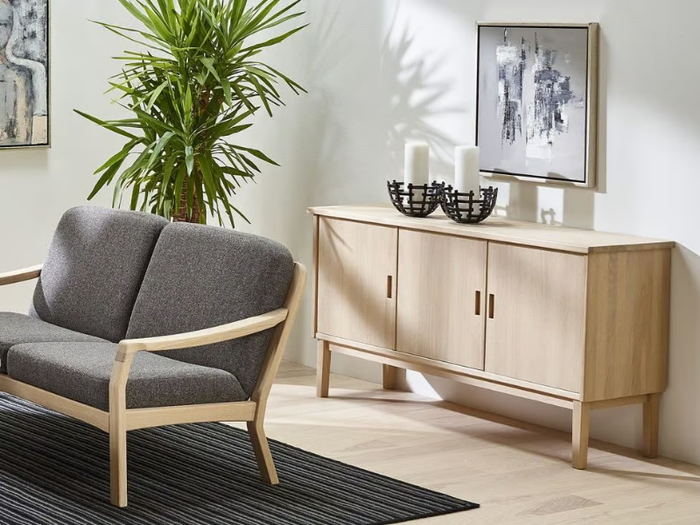 4340 - Wooden sideboard with doors _ Dyrlund