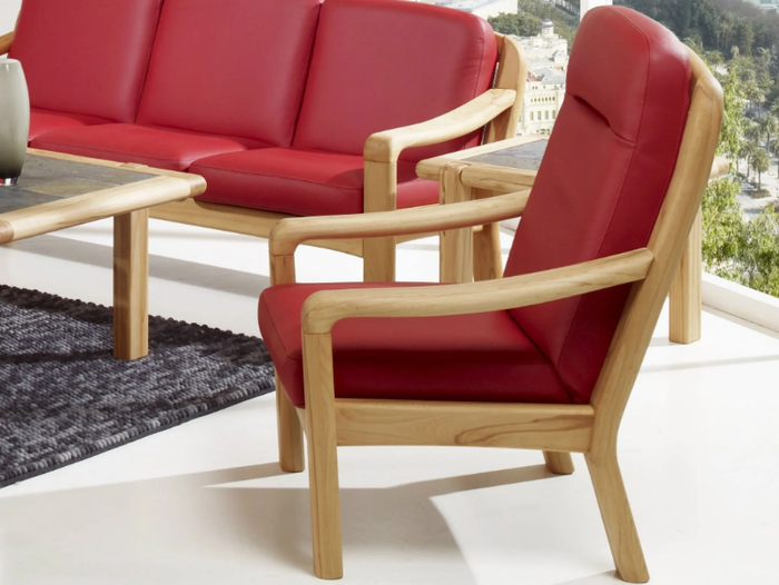 1240H - Upholstered easy chair with armrests _ Dyrlund