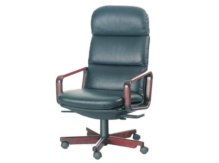 8497W - Executive chair with 5-star base _ Dyrlund