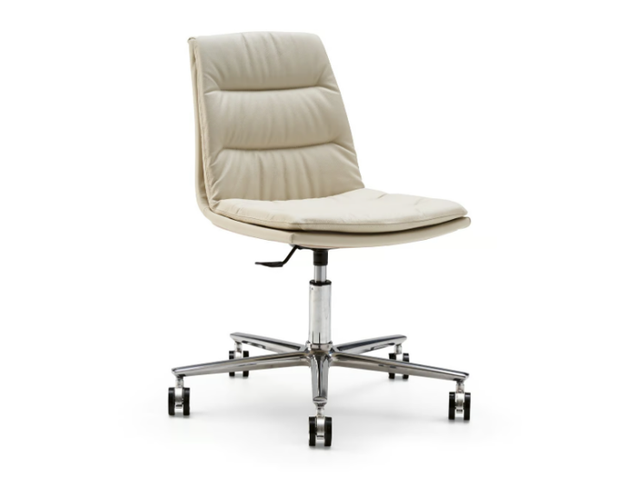 LADY 5 WAYS - Swivel leather office chair with castors with 5-Spoke base _ EFORMA