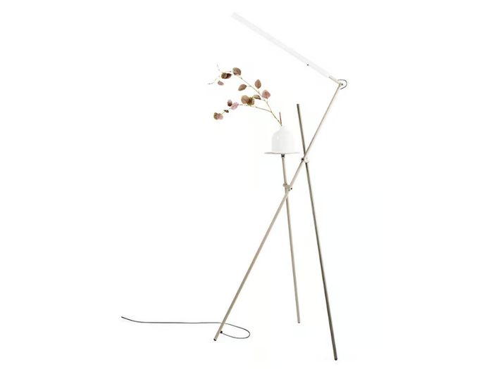 ASANA - LED adjustable metal floor lamp _ Estiluz