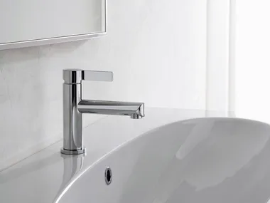 TERRA - 1 hole washbasin mixer _ GRAFF